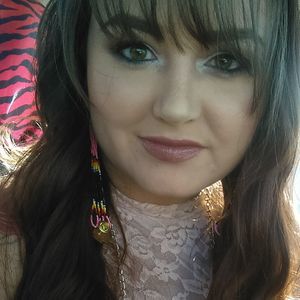 Meet your Posher, Paula